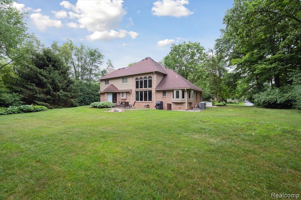 5993 Rosewood Parkway, White Lake, MI 48383 — Photo 2