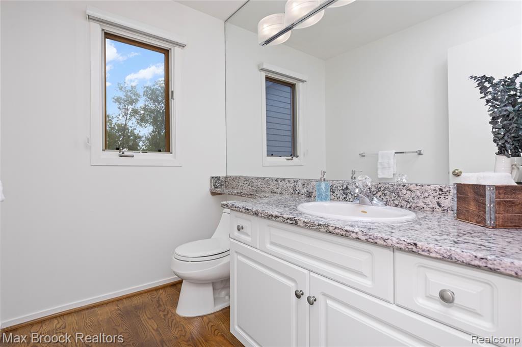 4860 Lagoons Circle, West Bloomfield, MI 48323 — Photo 42