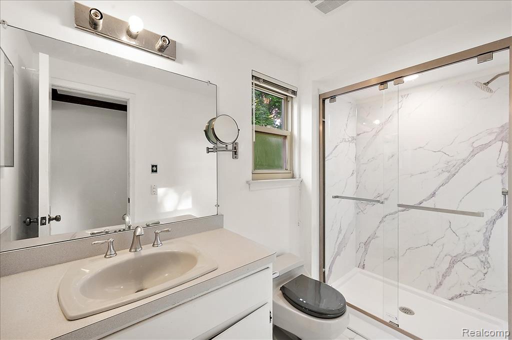 536 Rolling Rock Road S, Bloomfield Hills, MI 48304 — Photo 29