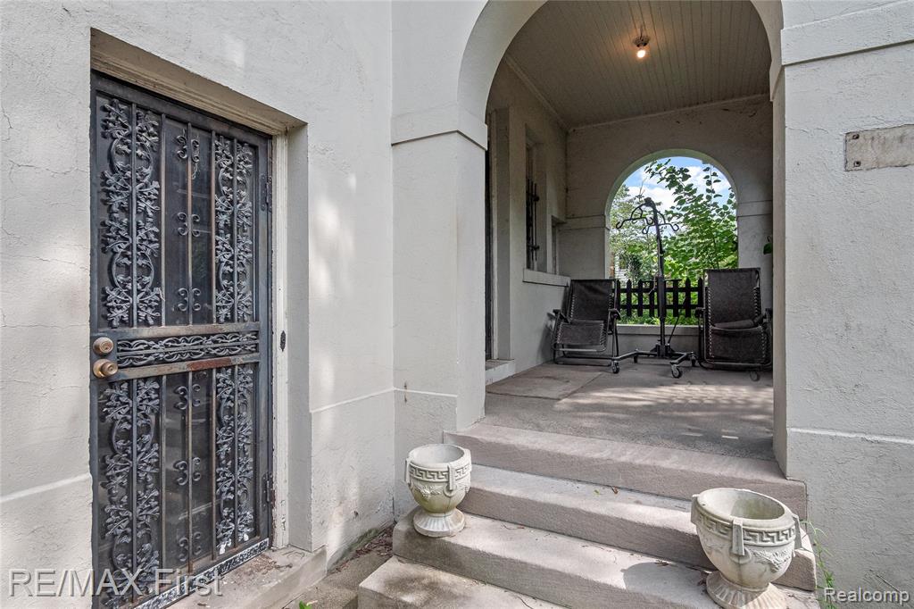 3065 Iroquois Street, Detroit, MI, 48214