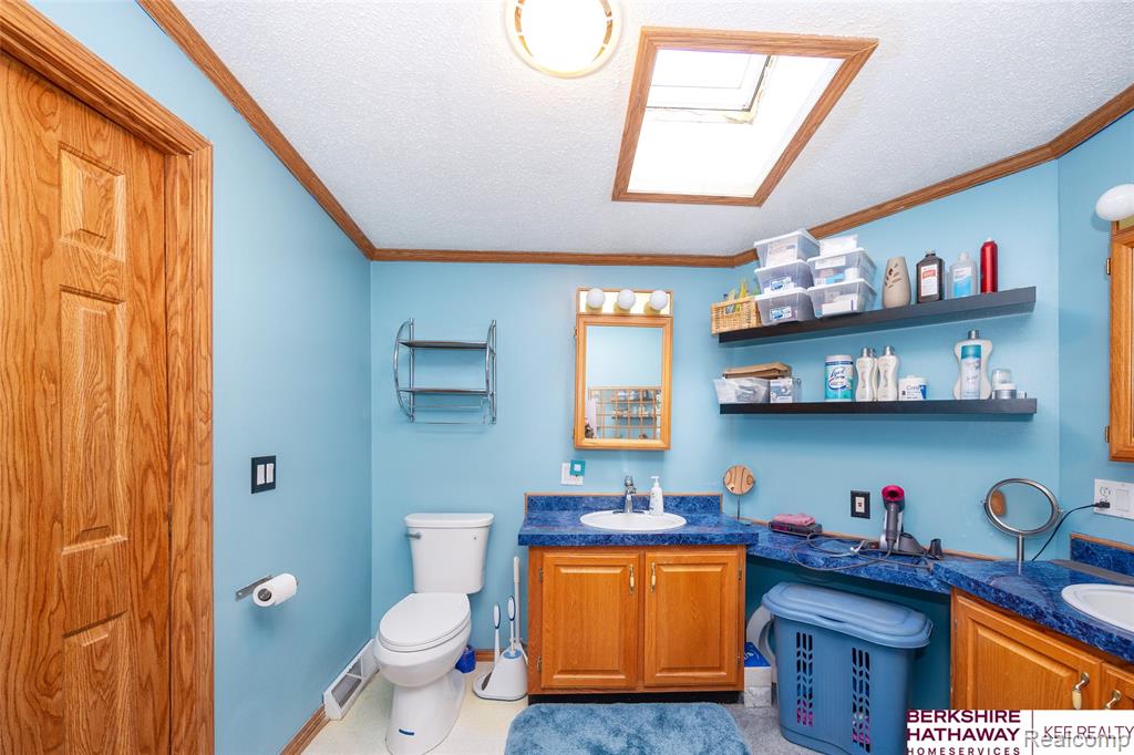 19090 Sumpter Road, Belleville, MI 48111 — Photo 66