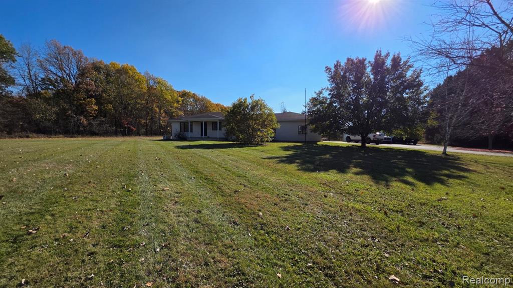 3854 Castle Road, North Branch, MI 48461 — Photo 27