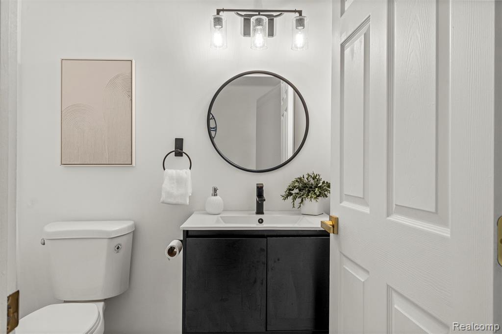 1065 Equestrian Drive, South Lyon, MI, 48178