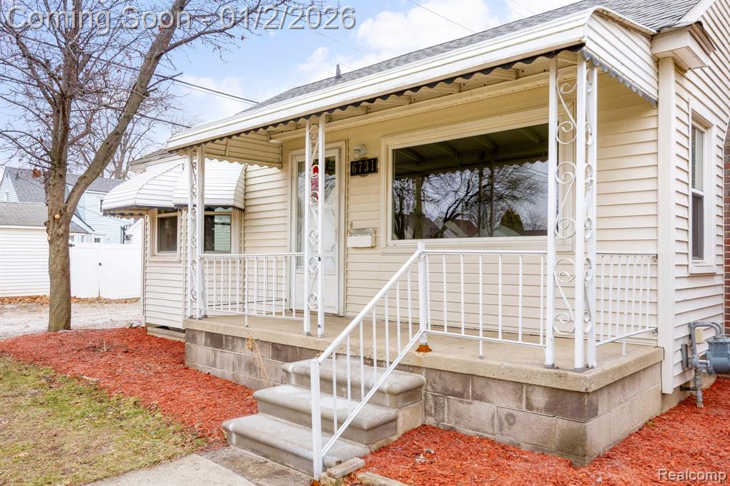 6731 Robinson Avenue, Allen Park, MI 48101 — Photo 2