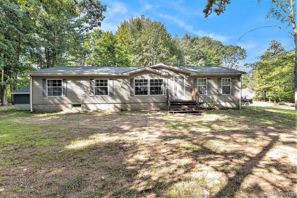 4977 E Buck Rub Road, Custer, MI 49405 — Photo 2