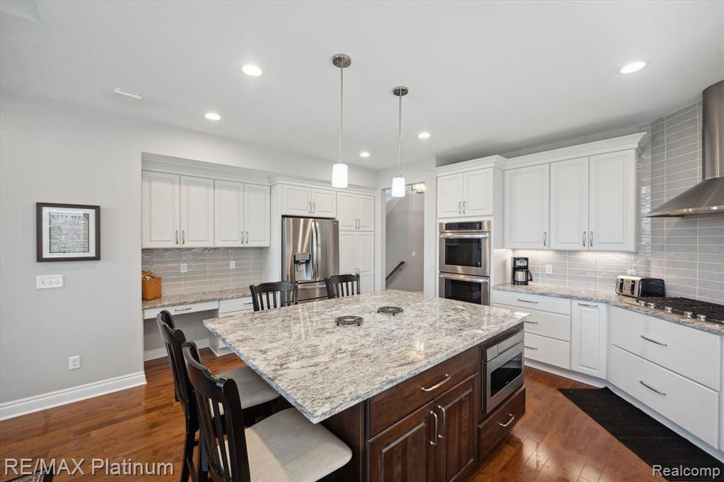 8280 Stoney Creek Drive, South Lyon, MI 48178 — Photo 5