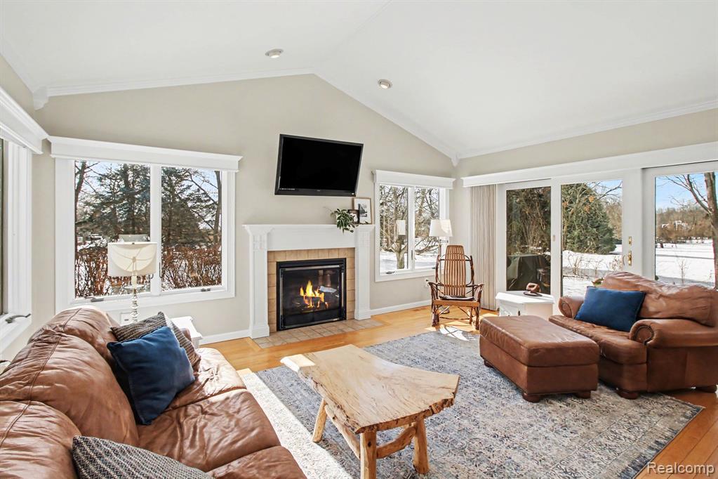 8620 Southridge Drive, Howell, MI 48843 — Photo 15