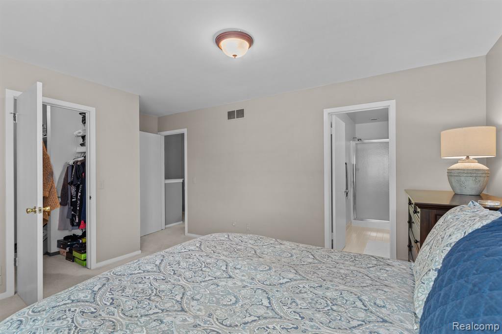 24264 BASHIAN Drive, Novi, MI — Photo 14