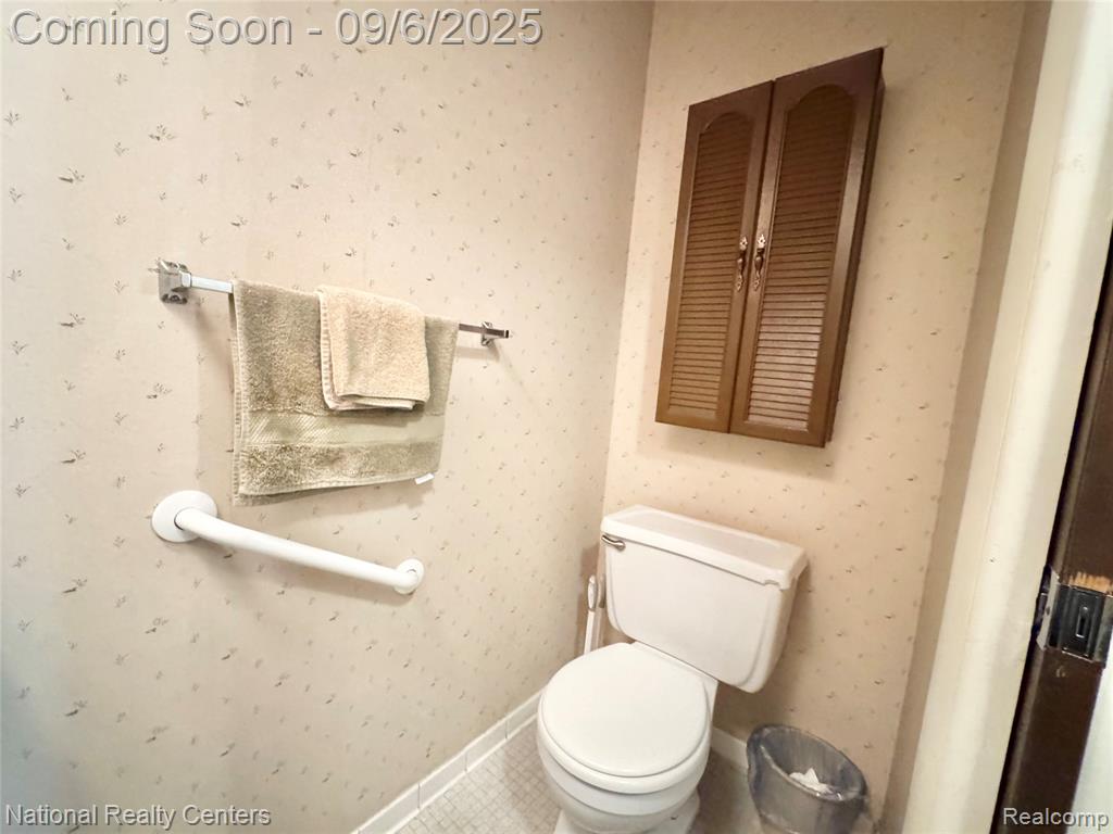 9915 Beech Daly Road, Taylor, MI 48180 — Photo 33