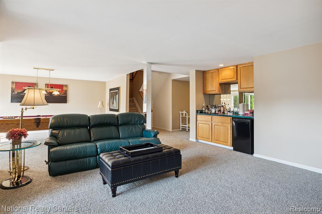 47704 BLUE HERON Drive S, Northville, MI 48168 — Photo 39