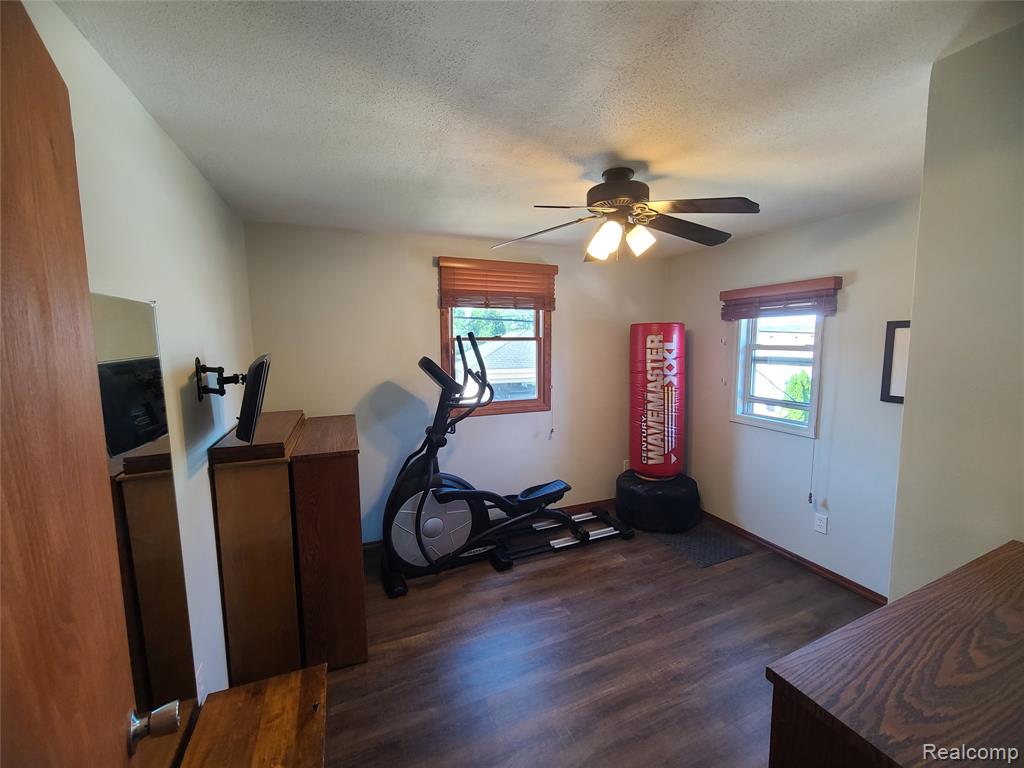 9568 Buckingham Street, White Lake, MI — Photo 21