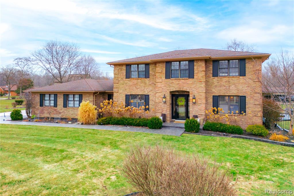 26029 Waterbury Way, Grosse Ile, MI 48138 — Photo 2