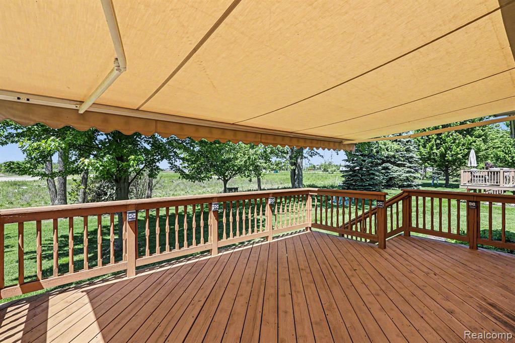 50829 Raintree Circle, New Baltimore, MI 48047 — Photo 27
