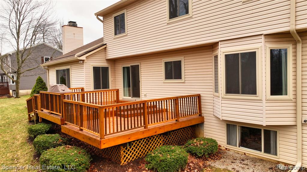 6350 Waldon Woods Drive, Clarkston, MI — Photo 10