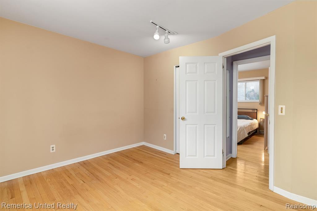 5731 FLEMINGS LAKE Road, Clarkston, MI 48348 — Photo 26