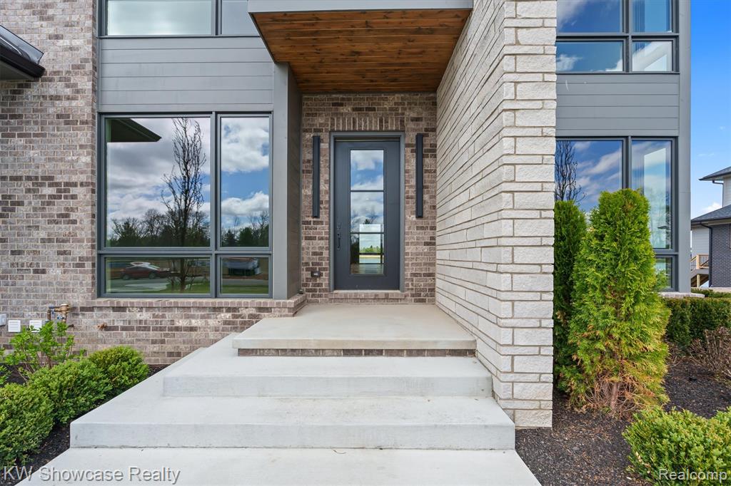 2559 Crystal Lake Drive - Photo 5