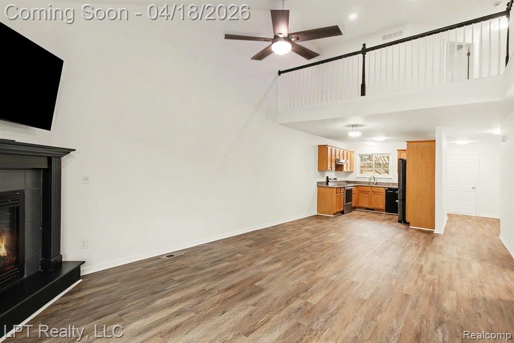 360 Newberry Lane, Howell, MI 48843 — Photo 7