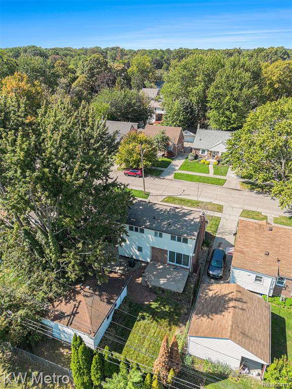 9608 Mercedes, Redford, MI 48239 — Photo 5