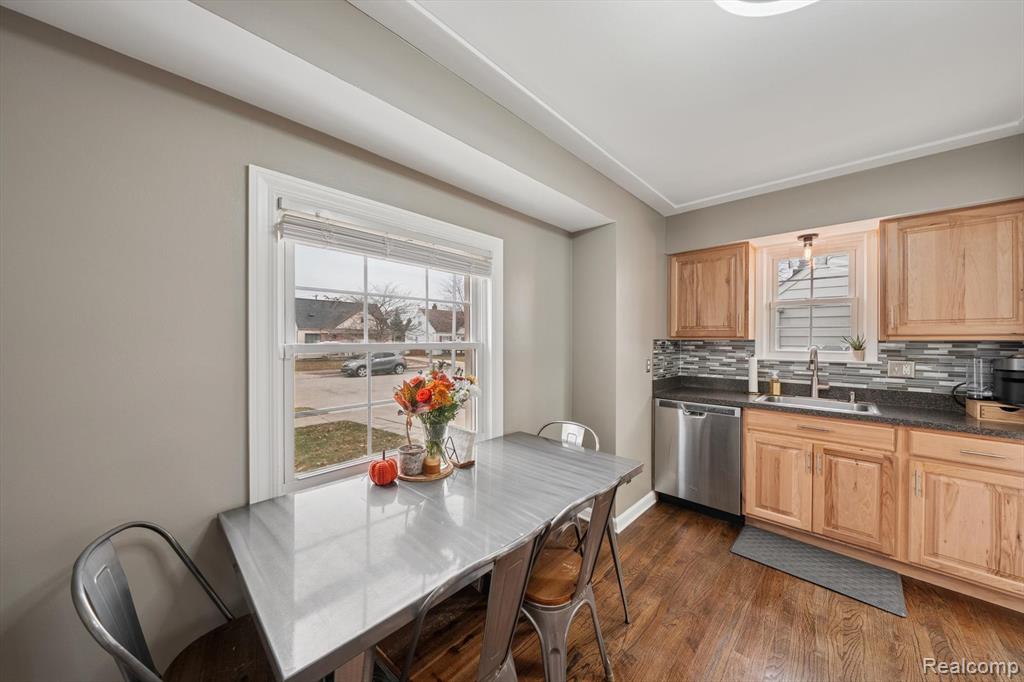 17748 Reno Street, Riverview, MI 48193 — Photo 11