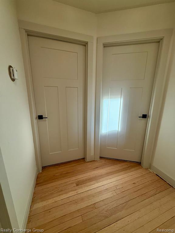 400 N LEONA Avenue, Garden City, MI — Photo 25