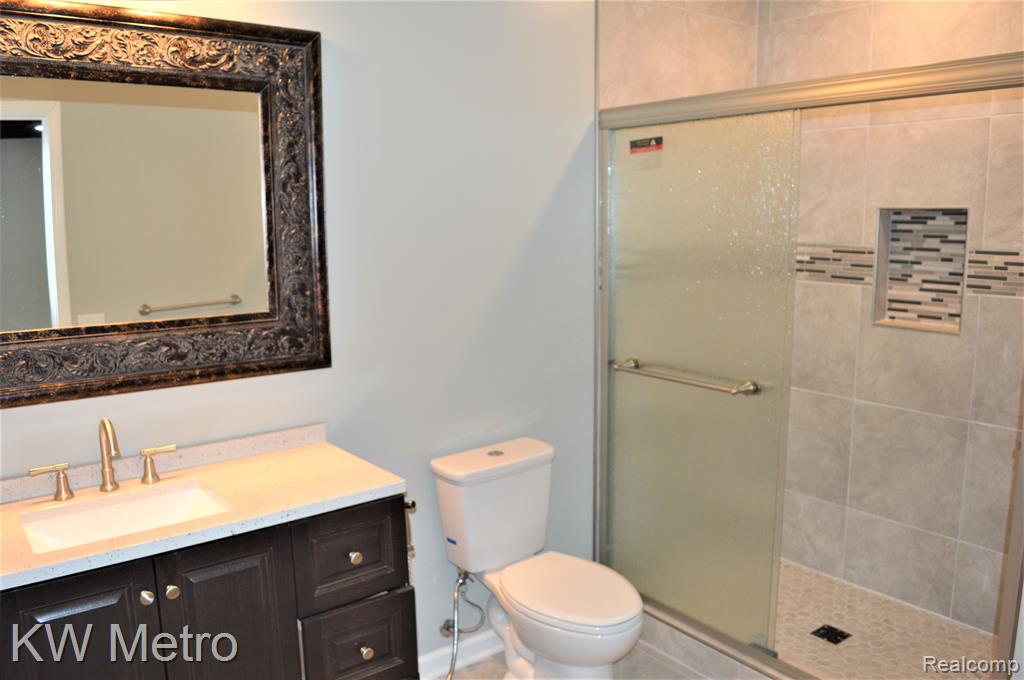 4313 SILVERLEAF Drive, Ypsilanti, MI 48197 — Photo 26