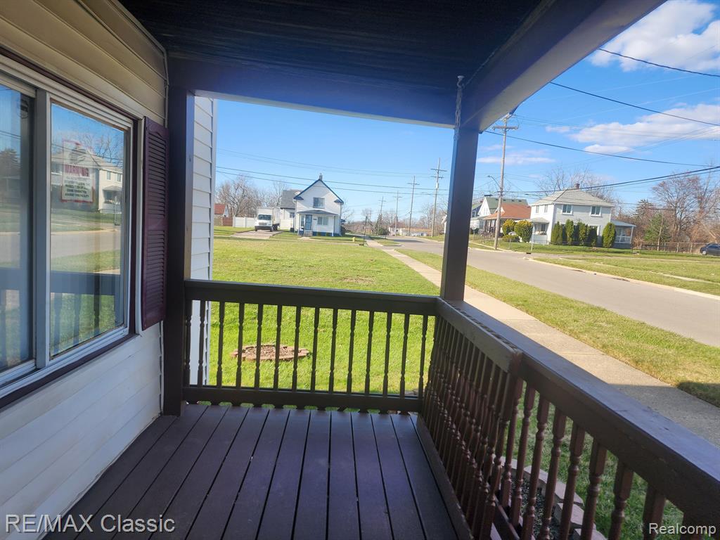 472 S JESSIE Street, Pontiac, MI 48341 — Photo 4
