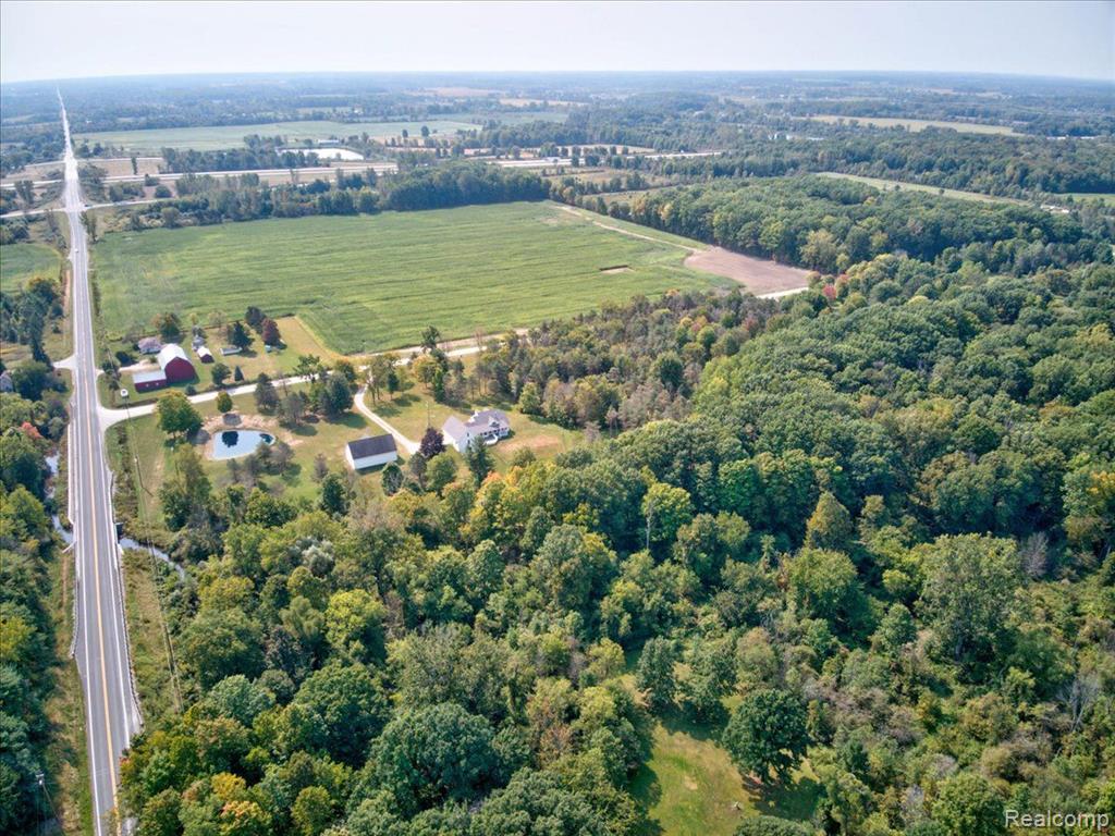 8878 MORRIS Road, Wales, MI — Photo 39