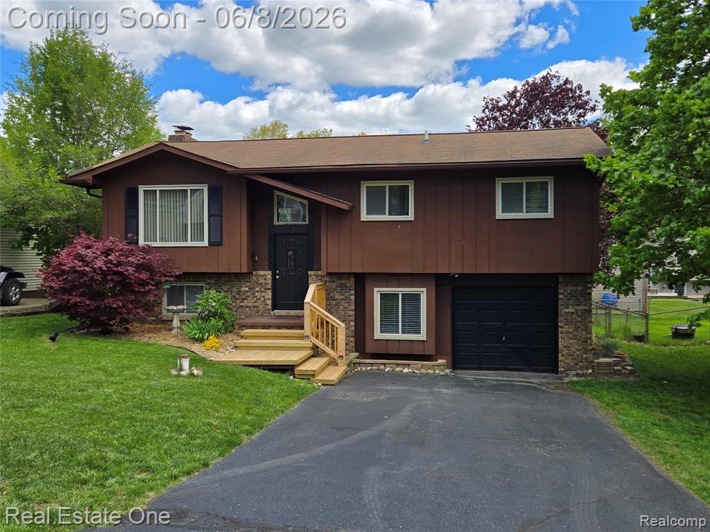 661 Harry Paul Drive, Lake Orion, MI 48362 — Photo 2