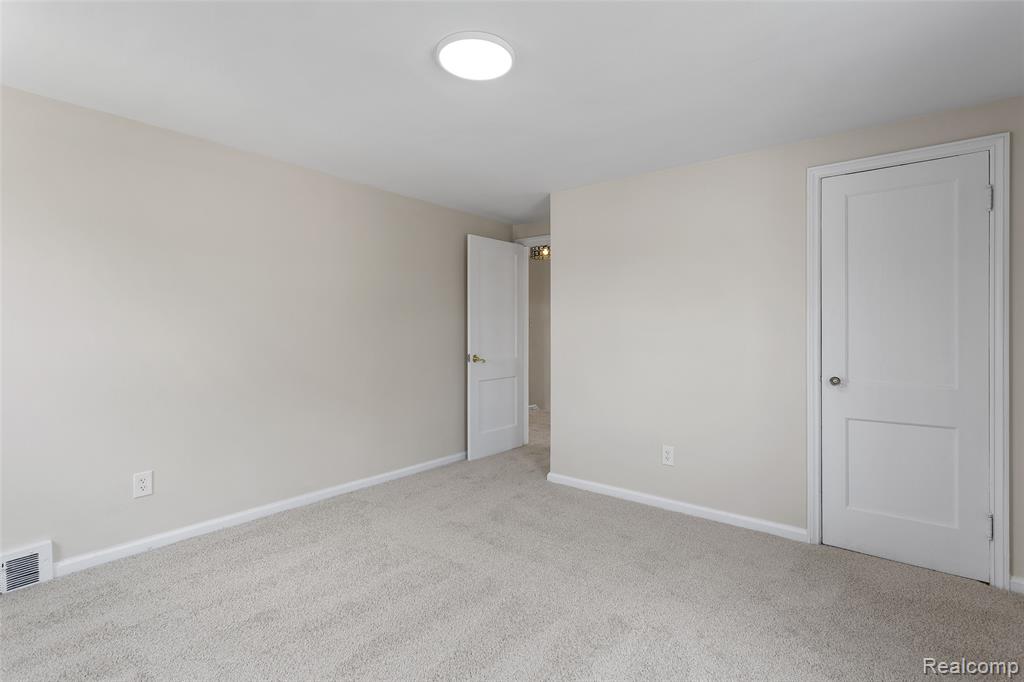 8604 Meyers Road, Detroit, MI 48228 — Photo 28