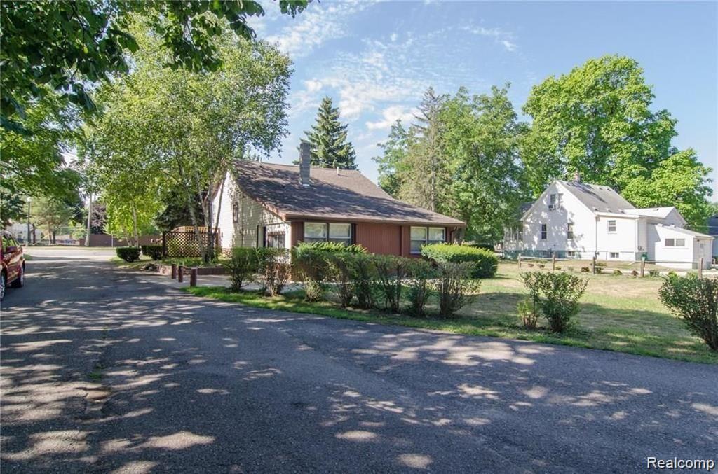 22900 GODDARD Road, Taylor, MI 48180
