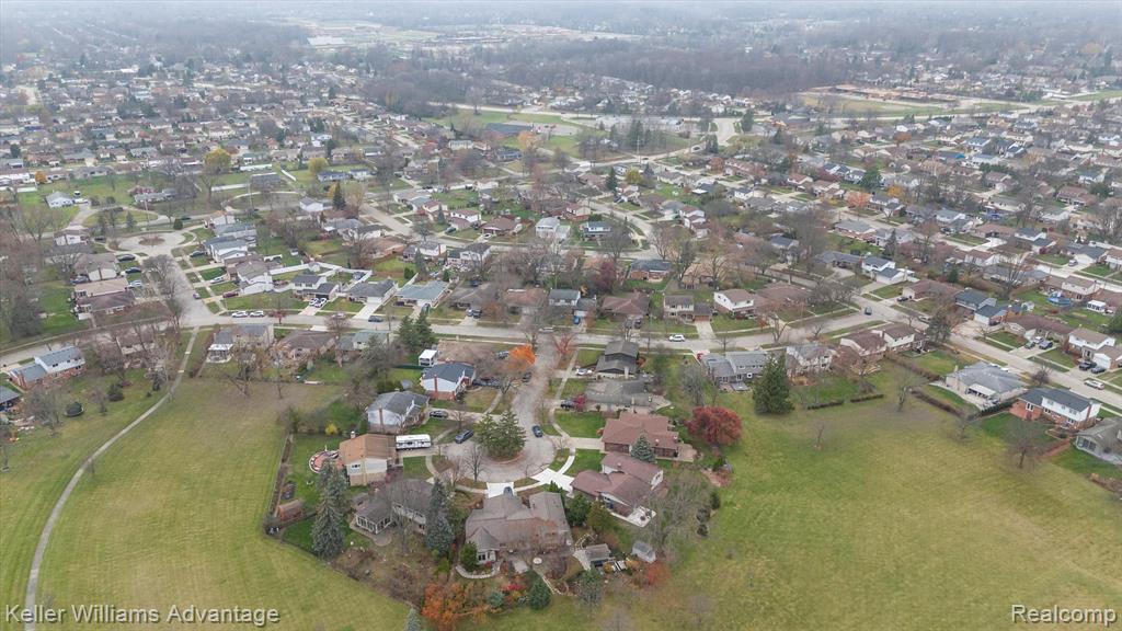 43924 ORLEANS, Canton, MI 48187 — Photo 52