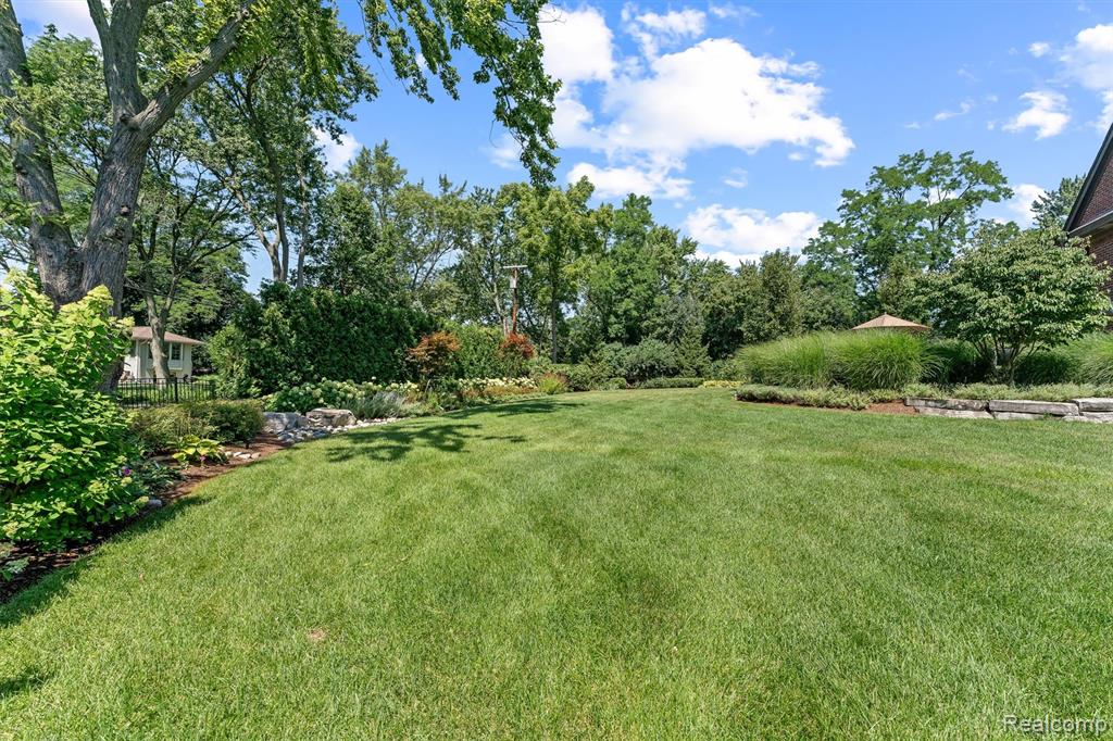 7340 Chula Vista Lane, Bloomfield Hills, MI 48301 — Photo 36