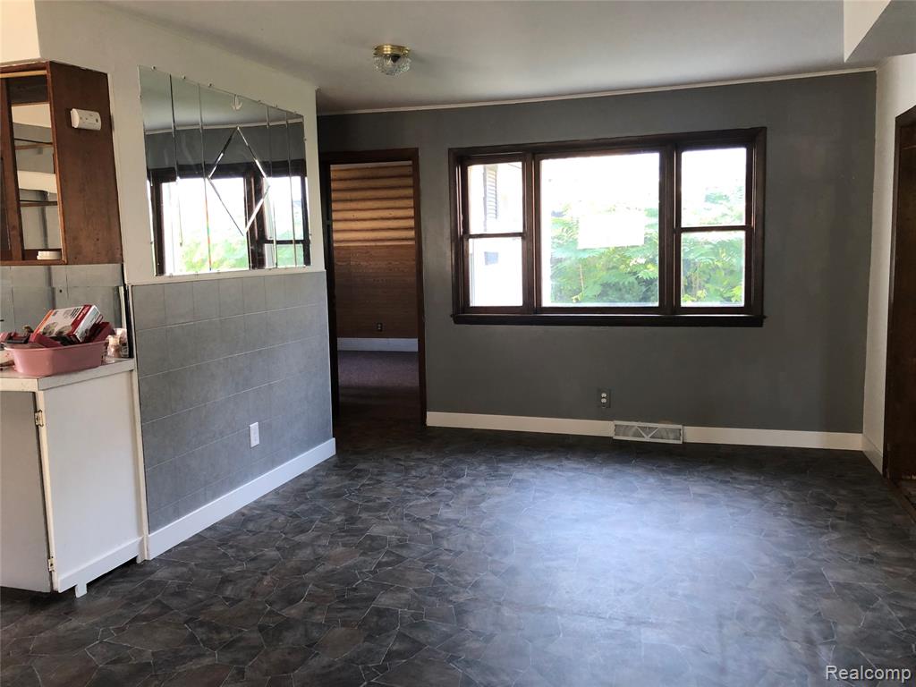 608 E Frank Street, Caro, MI 48723 — Photo 10