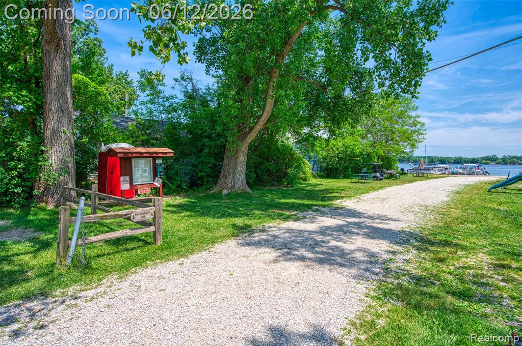 8639 Legrand Drive, Brighton, MI 48116 — Photo 6