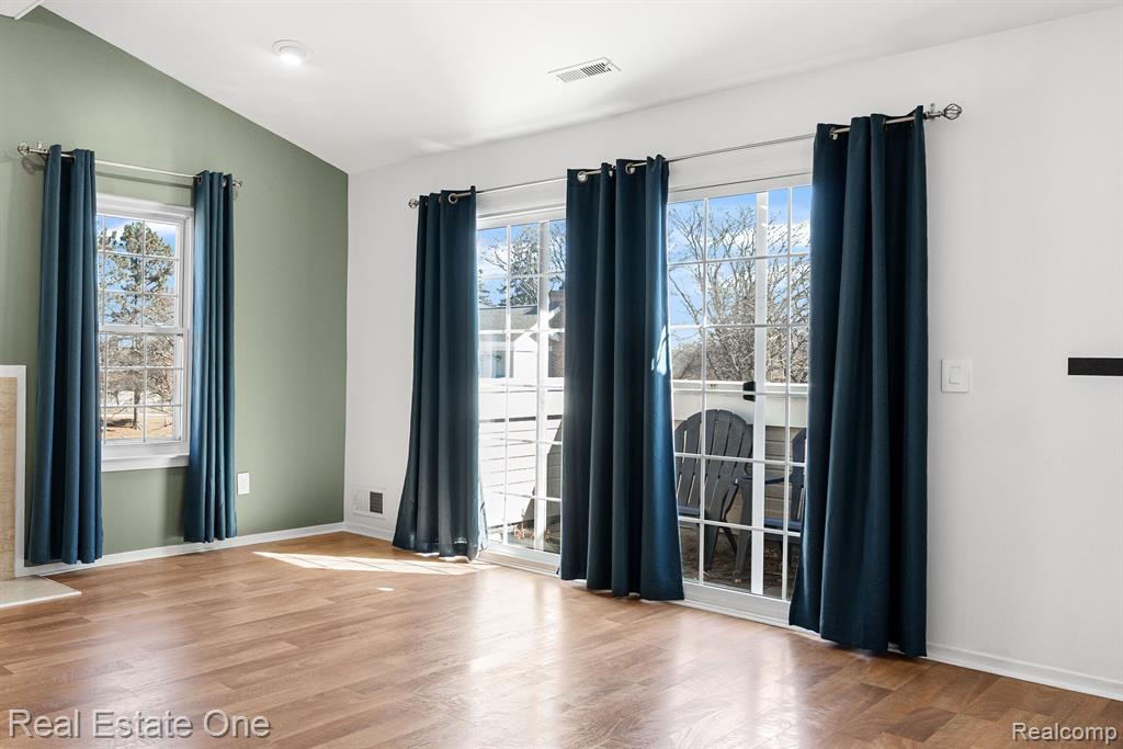 6624 Fireside Court, West Bloomfield, MI — Photo 10