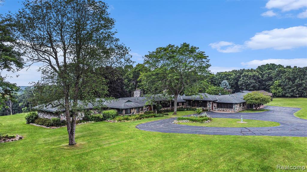 2250 E Dryden Road, Metamora, MI 48455 — Photo 2