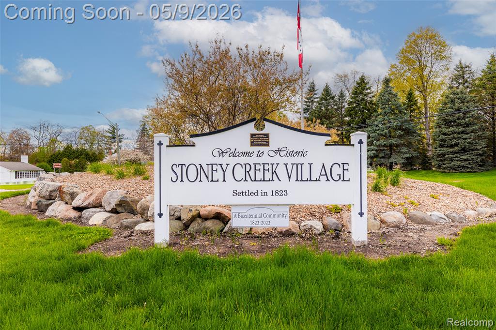 1081 E Tienken Road N, Rochester, MI 48306 — Photo 5