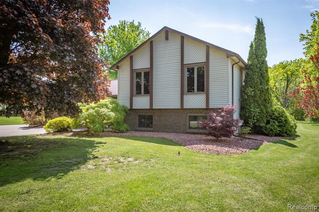 4133 LAHRING Road, Linden, MI 48451 — Photo 28