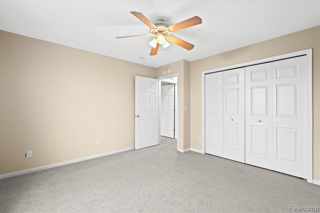 1039 FOUNTAIN VIEW Circle, South Lyon, MI 48178 — Photo 20