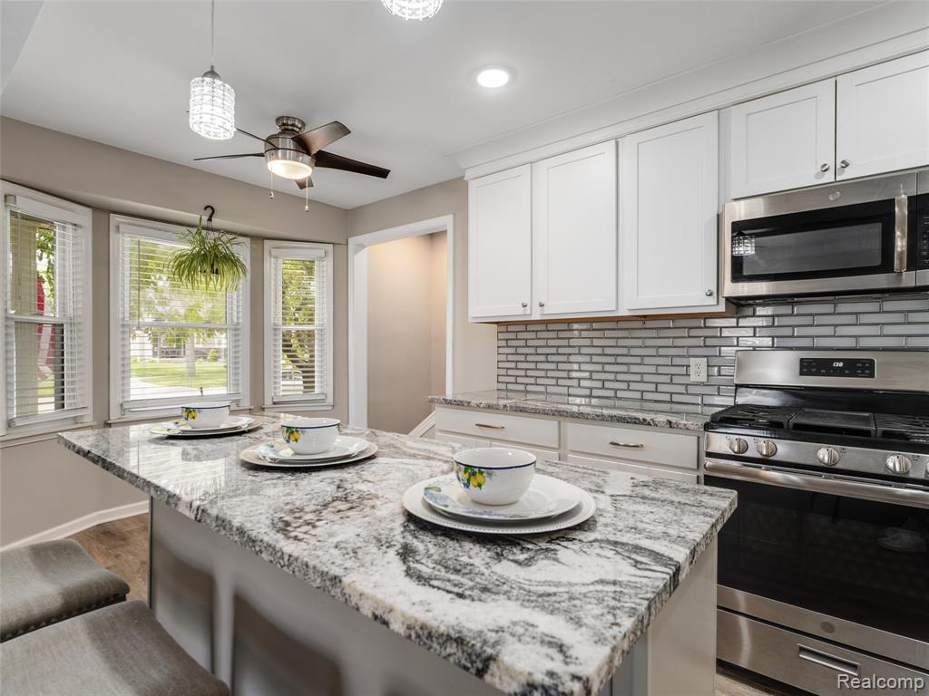 2798 Royal Avenue, Berkley, MI 48072 — Photo 3
