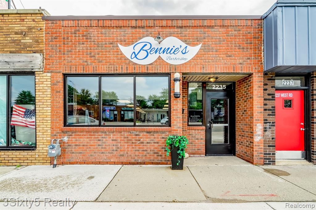 2235 West Rd., Trenton, MI 48183