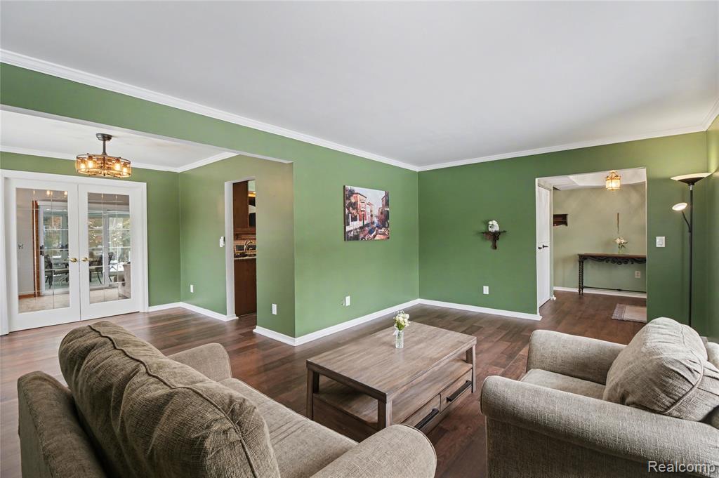 5597 Leafwood Drive, Commerce Twp, MI 48382 — Photo 3