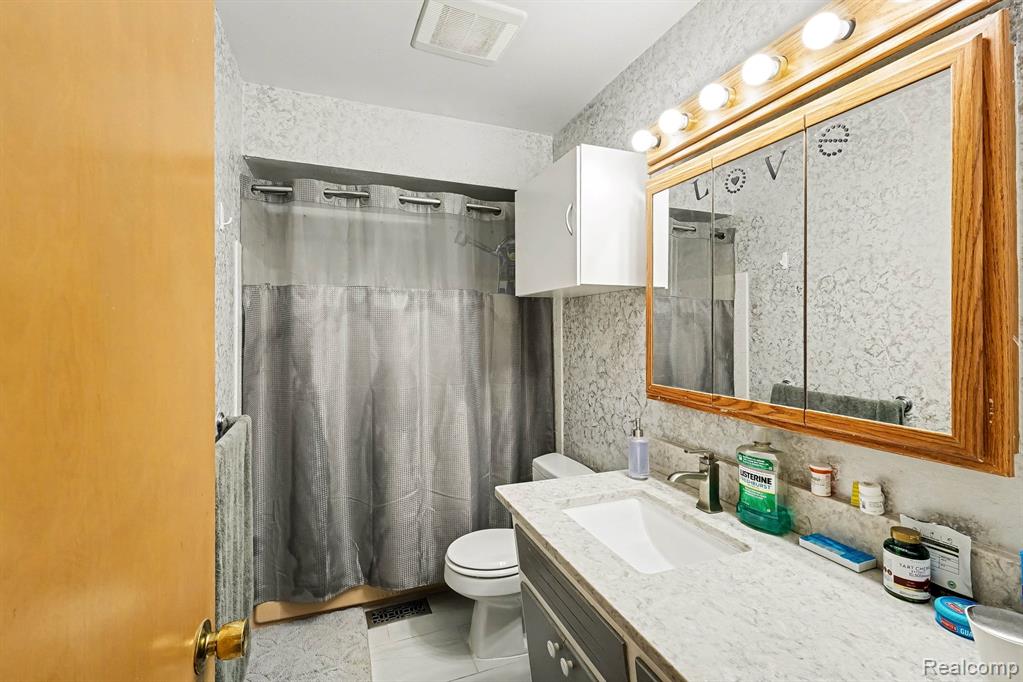 6341 Waldon Road, Clarkston, MI — Photo 15