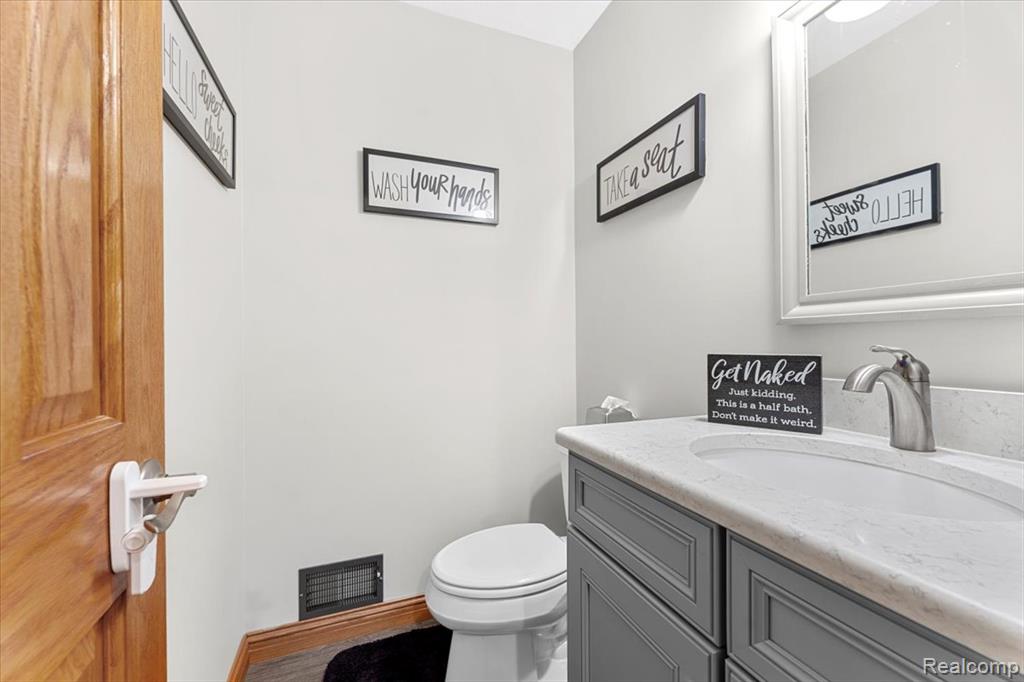 187 Golfview Way, Monroe, MI 48162 — Photo 18