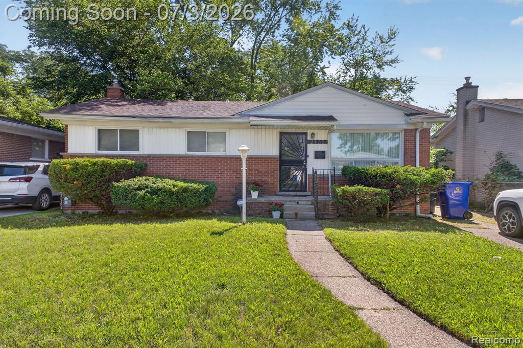 21326 Ithaca Avenue, Ferndale, MI 48220