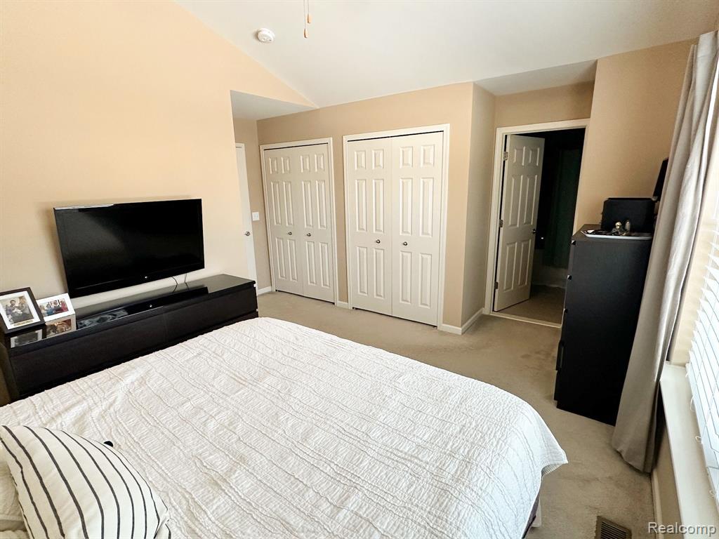 4471 KNOLLCREST Road, Ann Arbor, MI 48108 — Photo 15