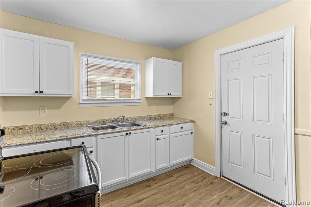 5050 Courville Street, Detroit, MI 48224 — Photo 22