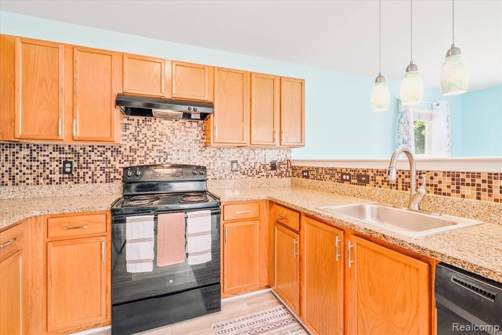 7329 Greenfield Street, Ypsilanti, MI 48197 — Photo 10