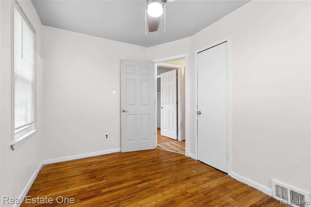 863 Harrison Boulevard, Lincoln Park, MI 48146 — Photo 14