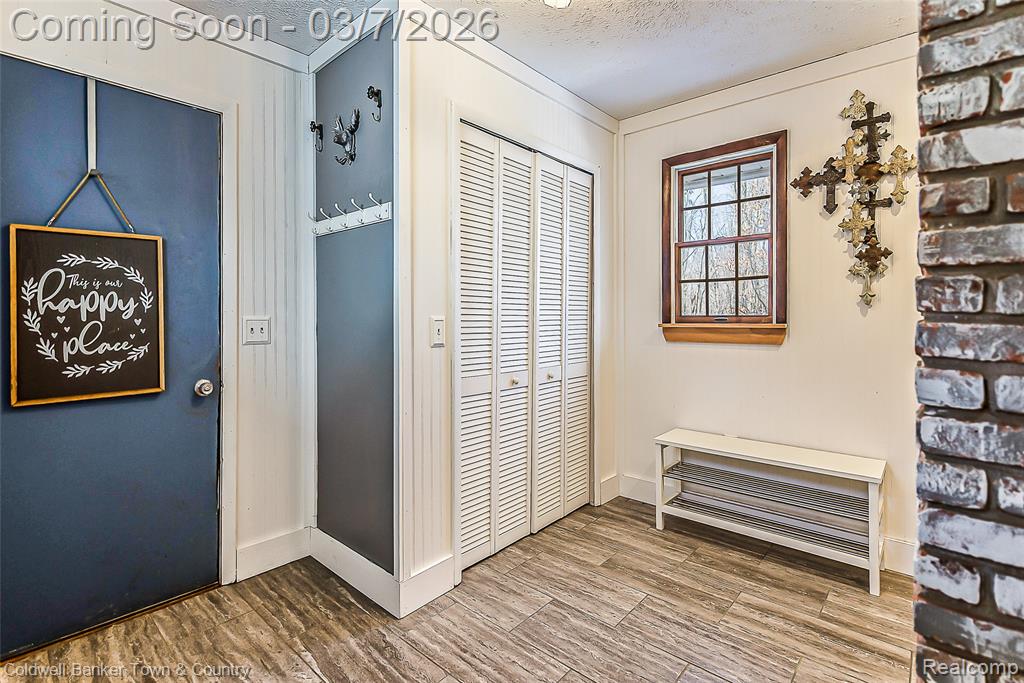 1890 Hidden Valley Road, Howell, MI 48843 — Photo 17